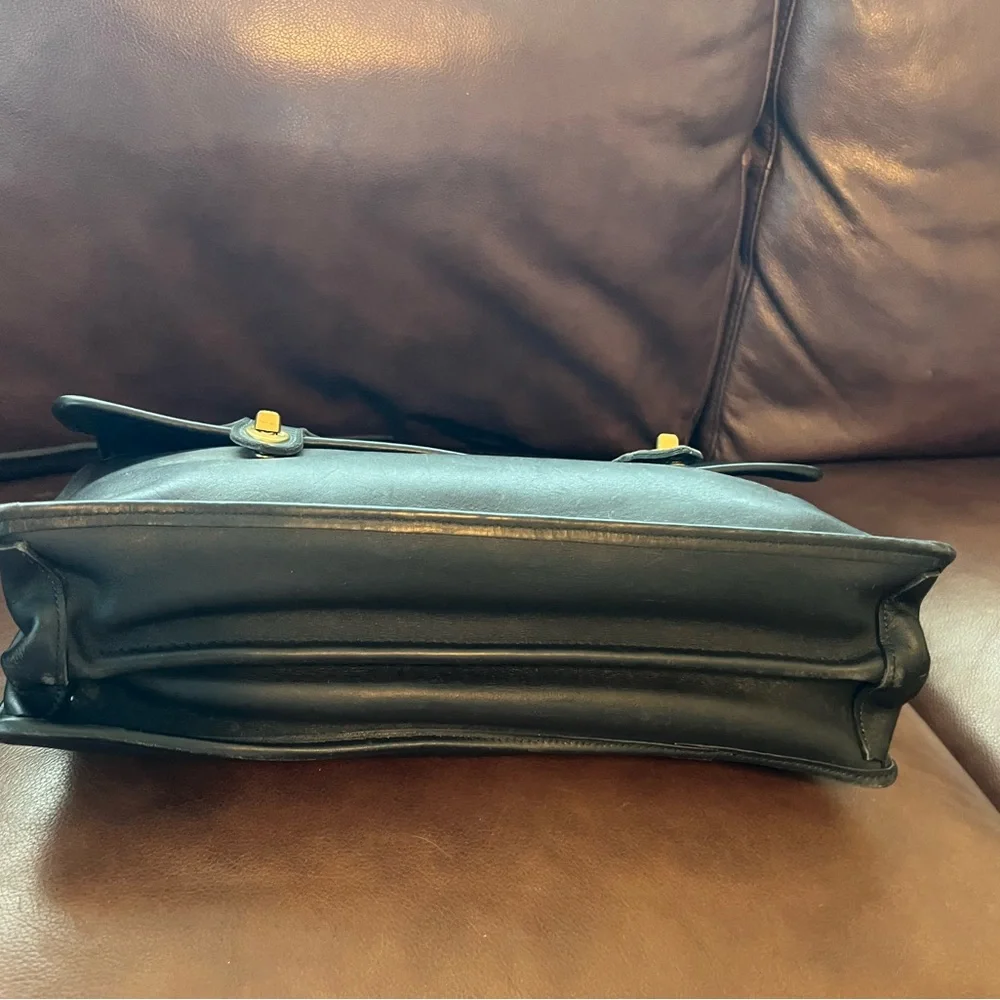 Jack Georges Classic Black Leather Briefcase - Picture 5 of 16